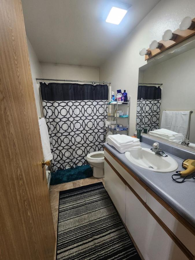 Rjn Apartment Fairbanks Bagian luar foto